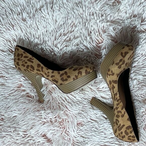 GUESS LEOPARD PRINT - Picture 5 of 10